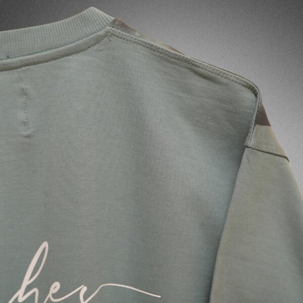 KASH YOUR Riches Oversized T-Shirt – Misty Sage | Bold Typography | 240 GSM Premium Cotton | Streetwear Essential - Image 4
